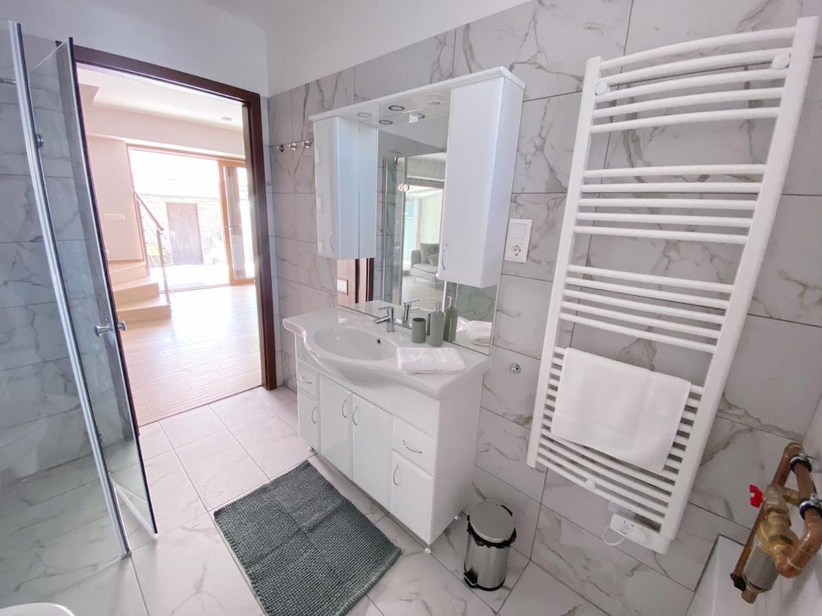 Piros Vendeghaz Villa Tihany Exterior foto