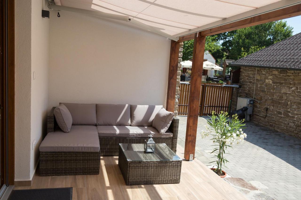 Piros Vendeghaz Villa Tihany Exterior foto