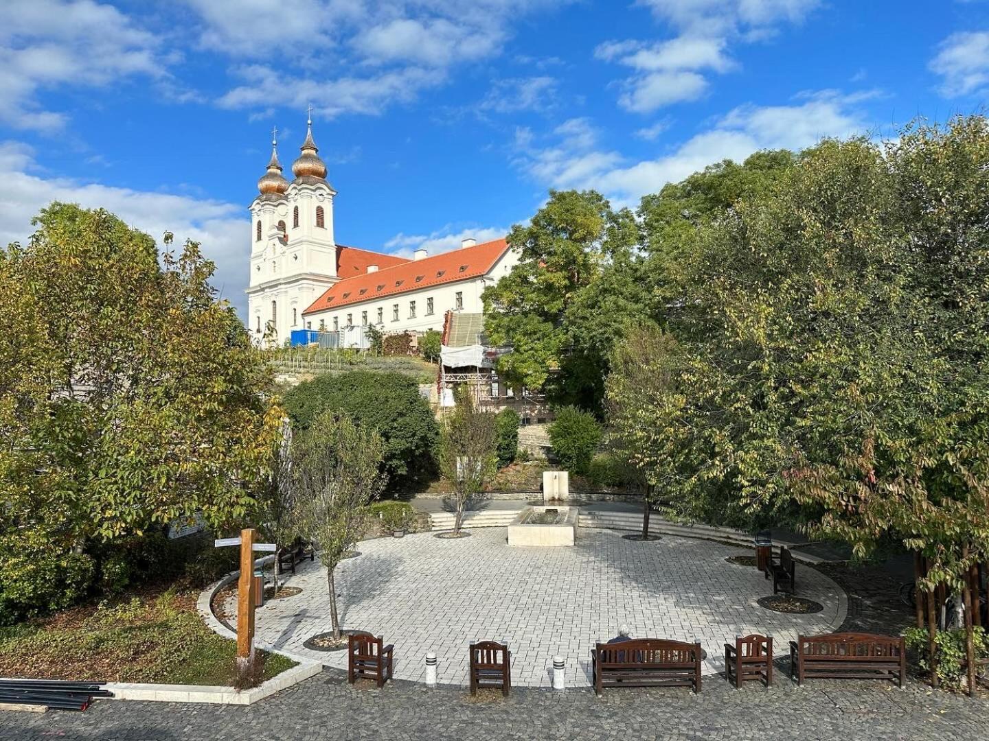 Piros Vendeghaz Villa Tihany Exterior foto